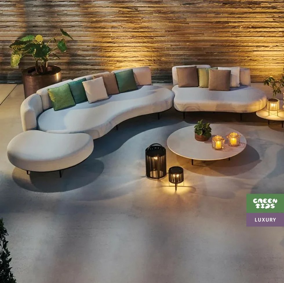 Комплект мебели Organic Lounge из двух симметричных диванов и низкого стола